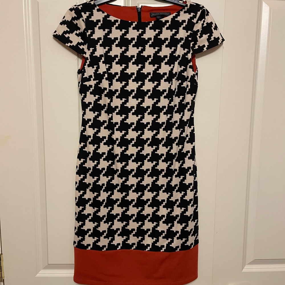 Stylish Black and White Houndstooth Dress with Red Accents